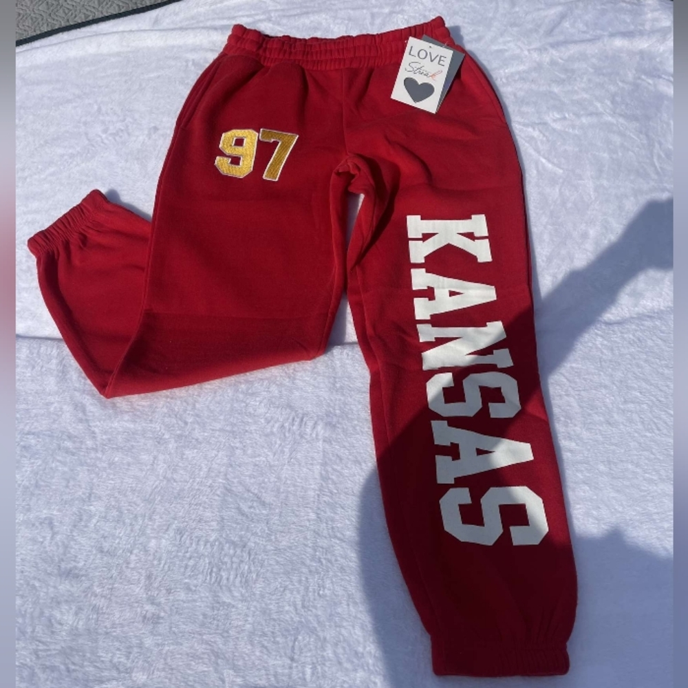 Track pants & Joggers